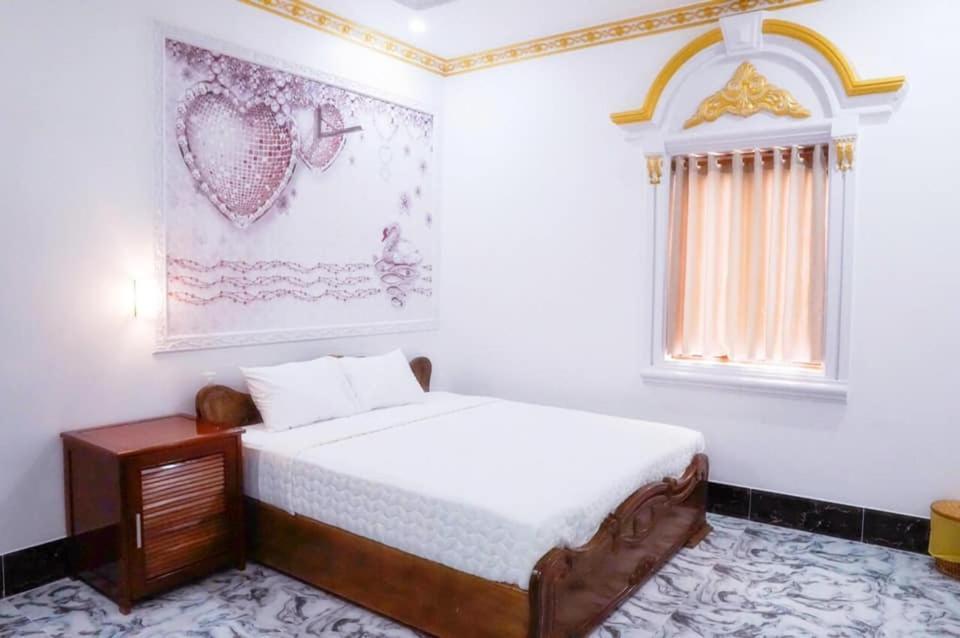 Little Saigon Hotel Châu Đốc Eksteriør billede